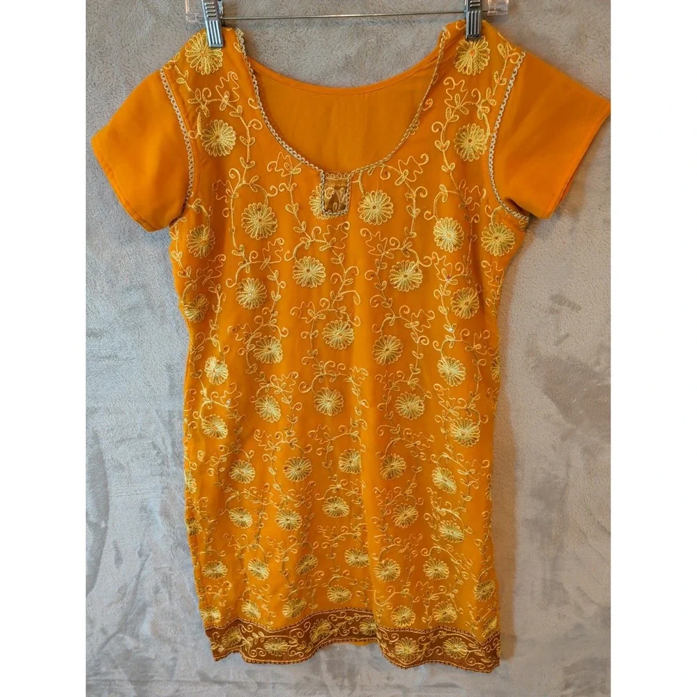 Traditional Embroidered 2-Piece Suit Vibrant‎ Orange Floral Sequin Tunic Set